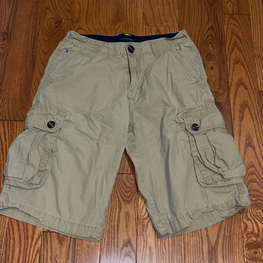 Tommy Hilfiger boys cargo shorts size 16
